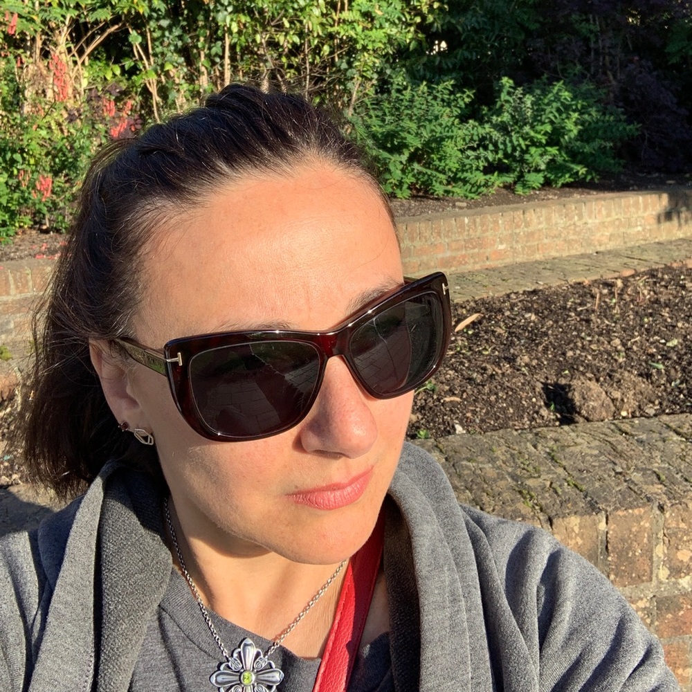 Meet your Posher, Jennifer